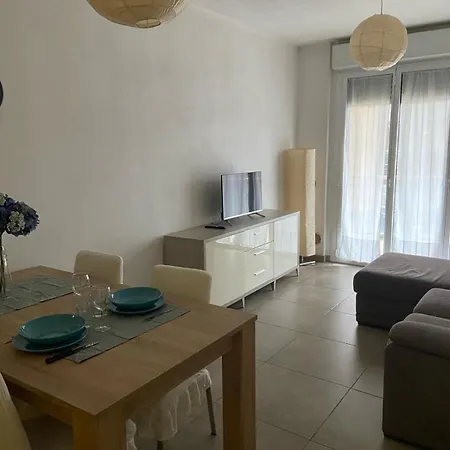 Le 2 Torri Lägenhet *